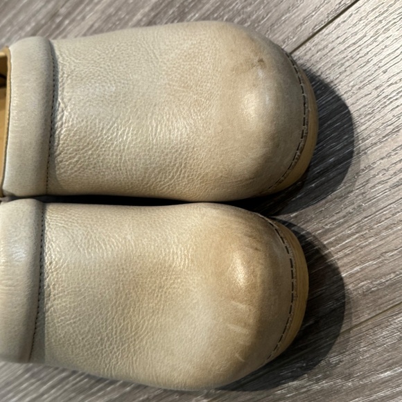 Dansko - Sand Milled Professional Clogs - size 41 - like new! - Picture 8 of 14